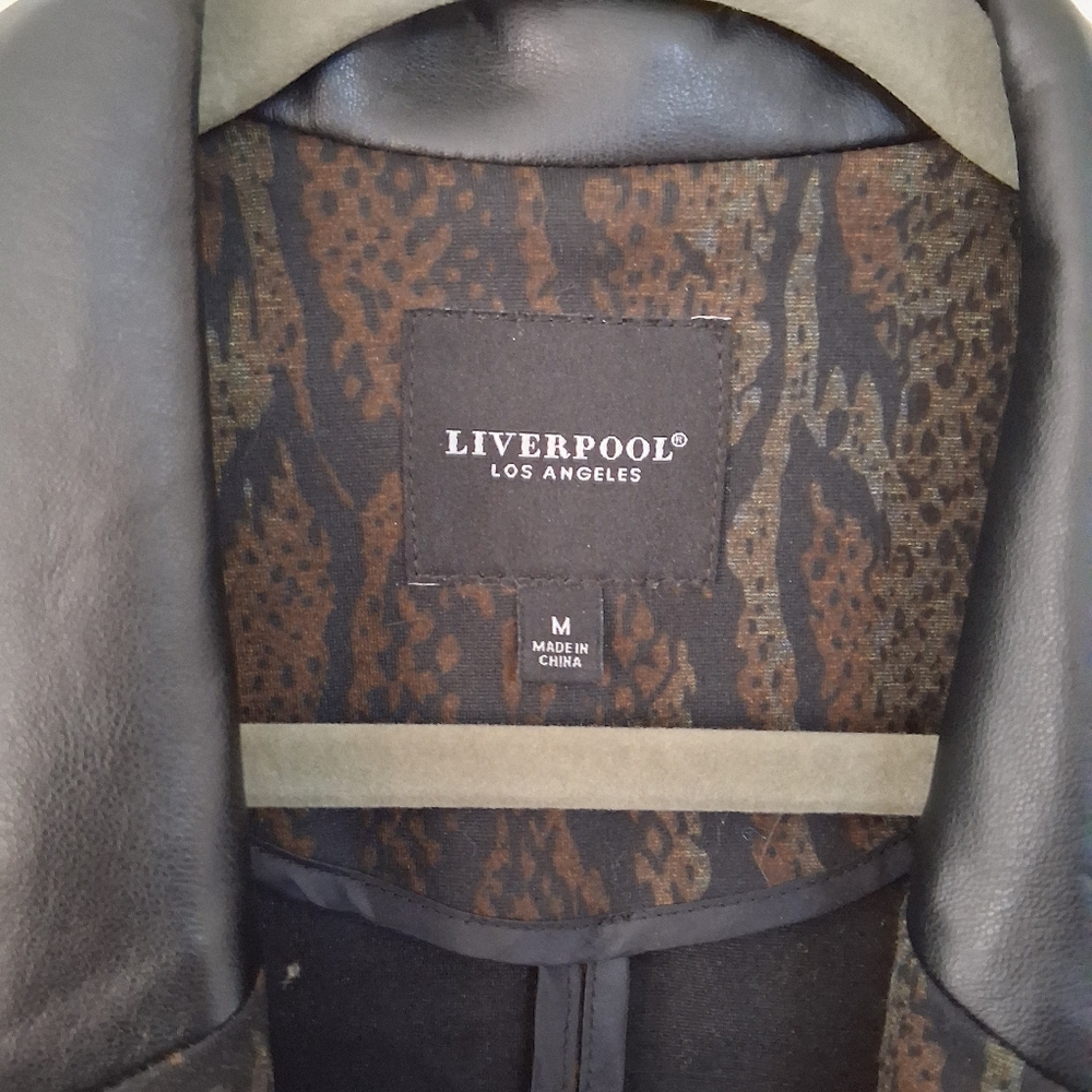 Liverpool LA Python Print Open Front Boyfriend Bl… - image 10